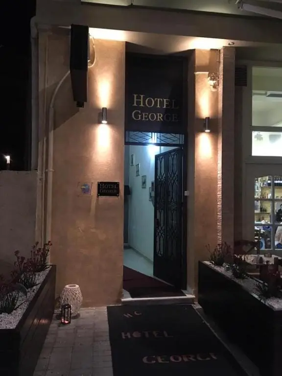 Hotel George - Hotell Kalamata