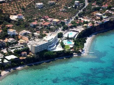 Messinian Bay - Hotell Kalamata