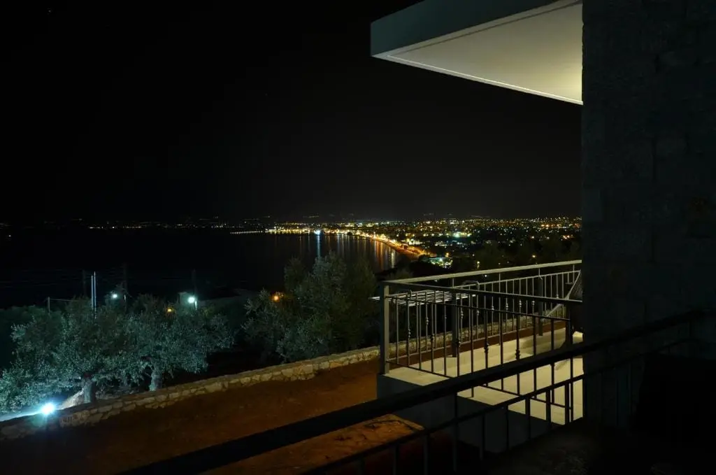 Verga's Apartments - Hotell Kalamata